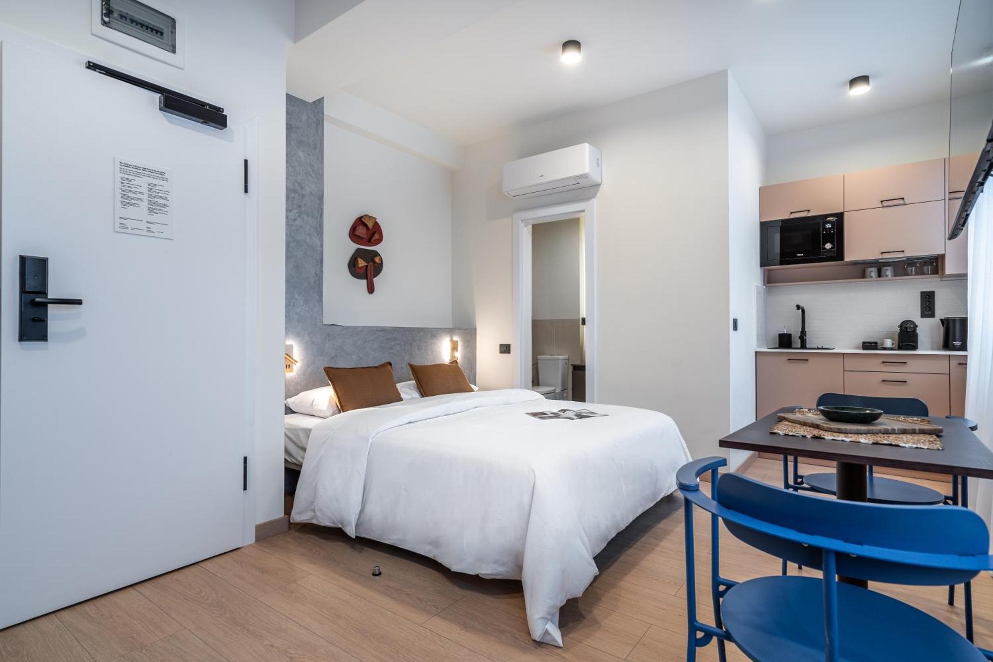 Old Town Apartments By Olala Homes Bucareste Exterior foto